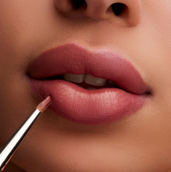 MAC LUSTREGLASS SHEER-SHINE LIPSTICK SYRUP/Blue Pink. BNIB - Picture 4 of 11